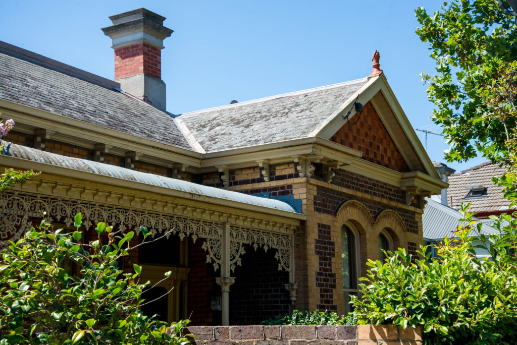 The Australian real estate market has been hard hit by the effects of the pandemic. This is good news for renters, but bad for landlords, owners and investors.